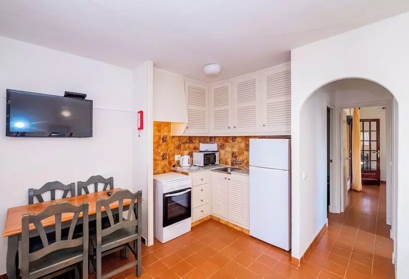 Apartamentos Son Bou Gardens By Menorcarentals