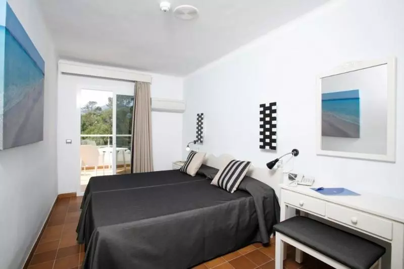 Bahia Suites Camp De Mar