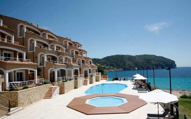 Bahia Suites Camp De Mar