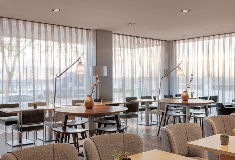 Ac Hotel San Sebastián De Los Reyes By Marriott