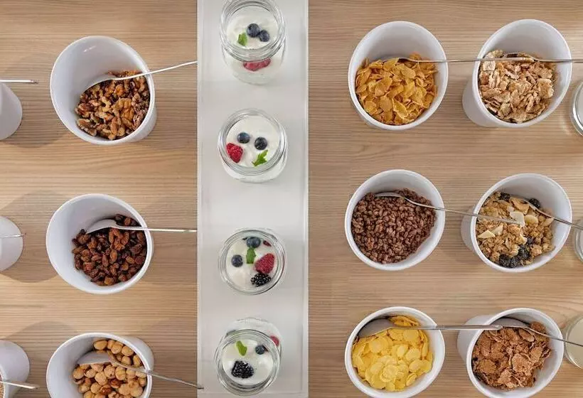 Ac Hotel San Sebastián De Los Reyes By Marriott