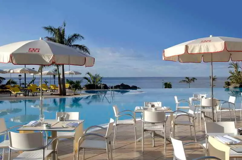 Adrián Hoteles Roca Nivaria