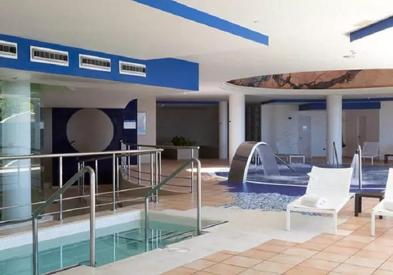 Adrián Hoteles Roca Nivaria