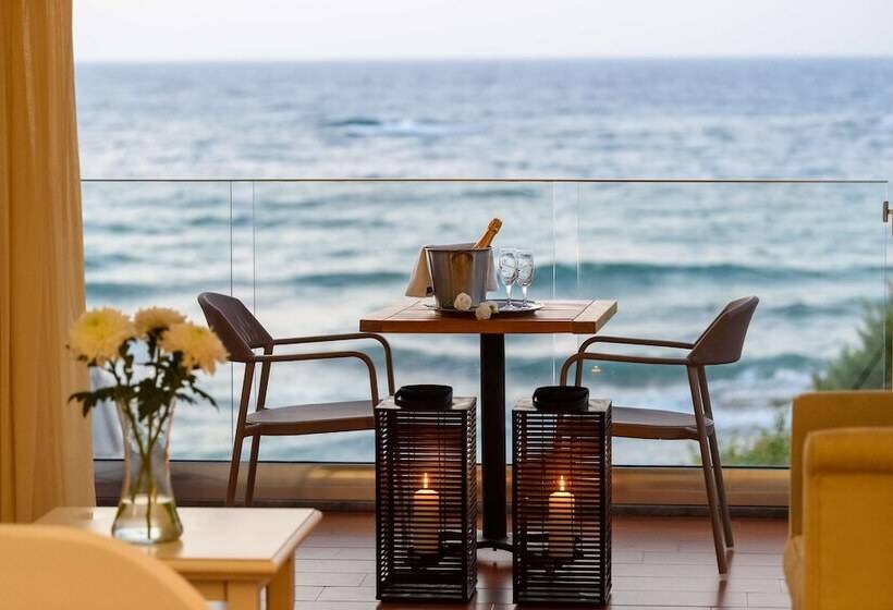 Alexander Beach Hotel & Village Resort