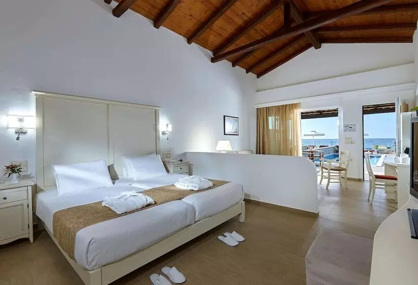 Alexander Beach Hotel & Village Resort