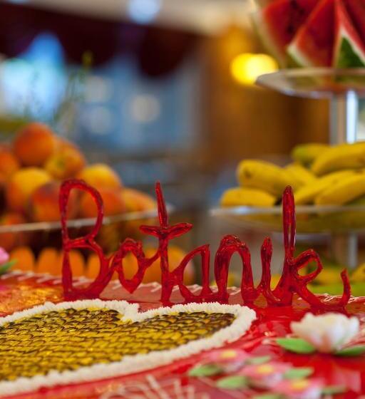 هتل Delphin Botanik