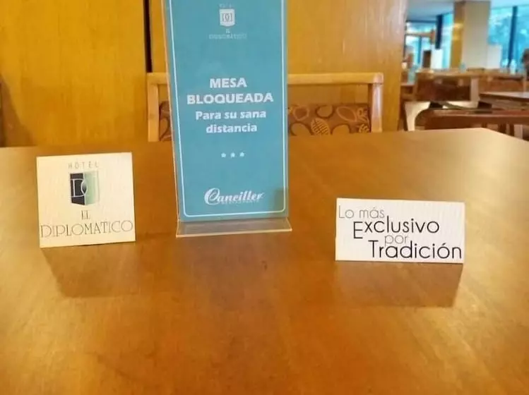 ホテル El Diplomatico