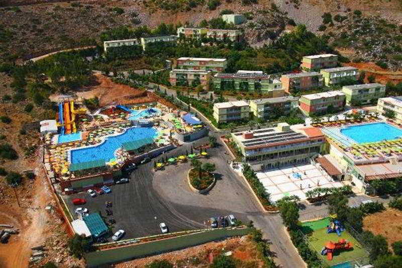 هتل Aqua Sun Village