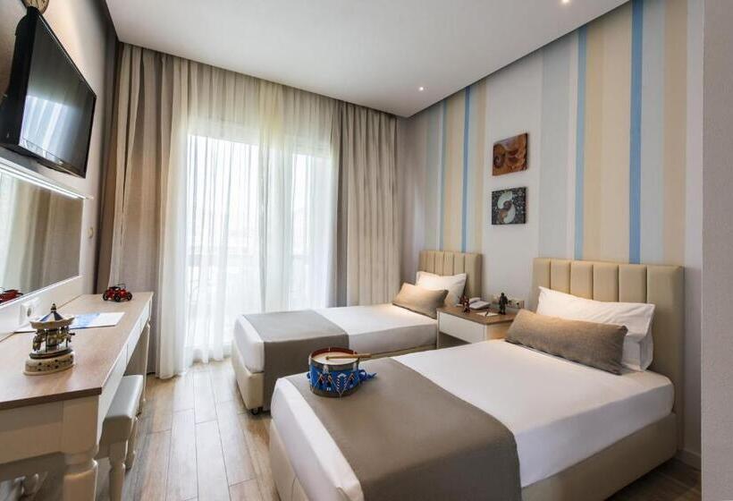 Otel Fodele Beach Water Park Resort