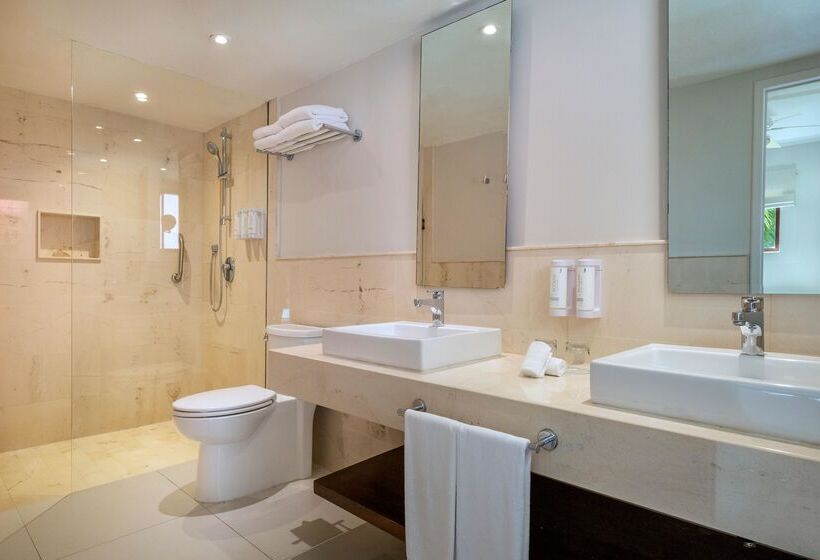 هتل Iberostar Waves Cozumel - All Inclusive