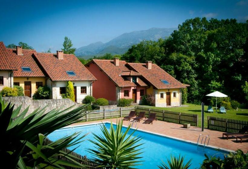 田舎風ホテル Rural La Lluriga