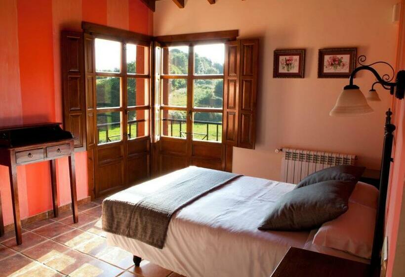 田舎風ホテル Rural La Lluriga