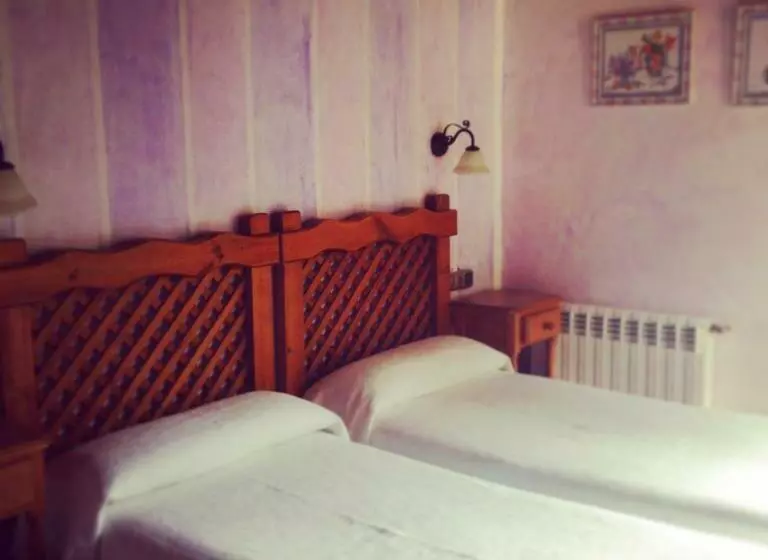 هتل روستایی Rural La Lluriga