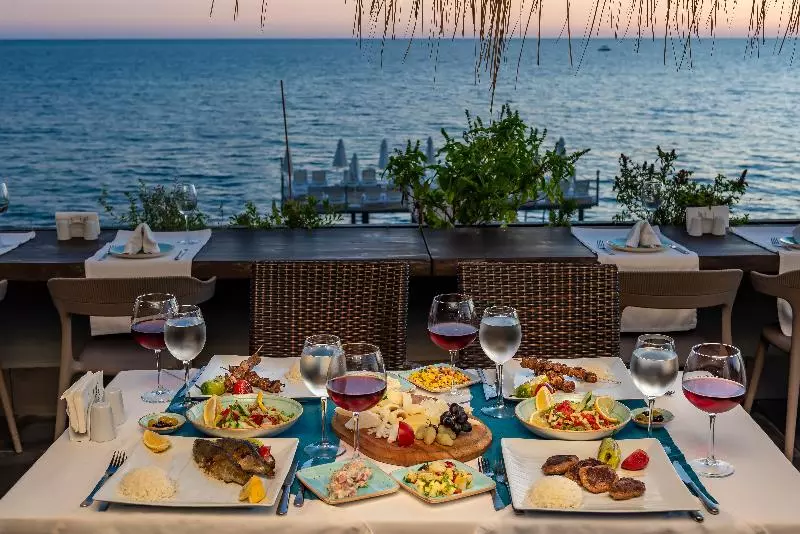 هتل White City Beach Adult Only