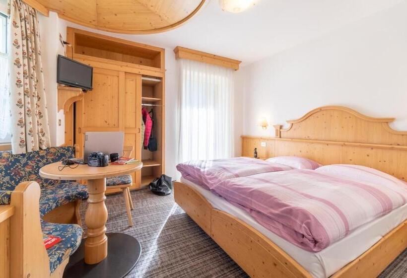 فندق Albergo Canazei