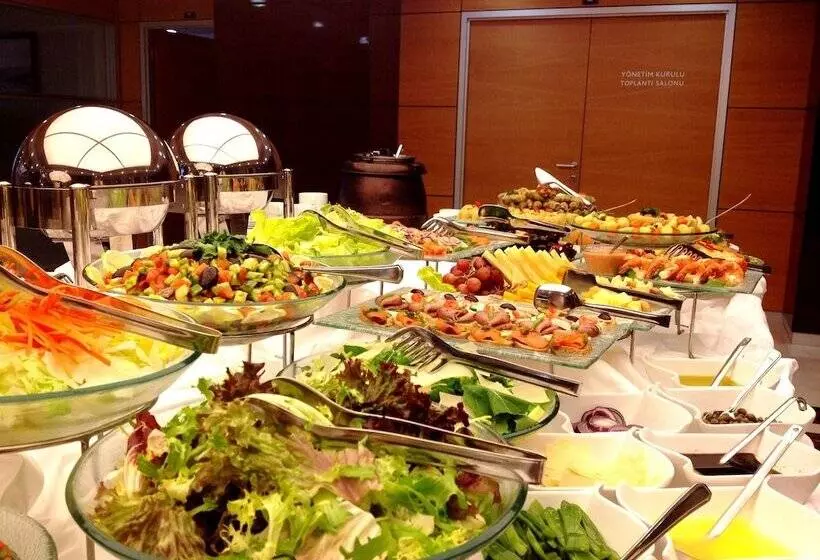 ホテル Divan Istanbul City