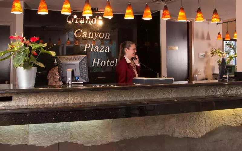 Отель Grand Canyon Plaza