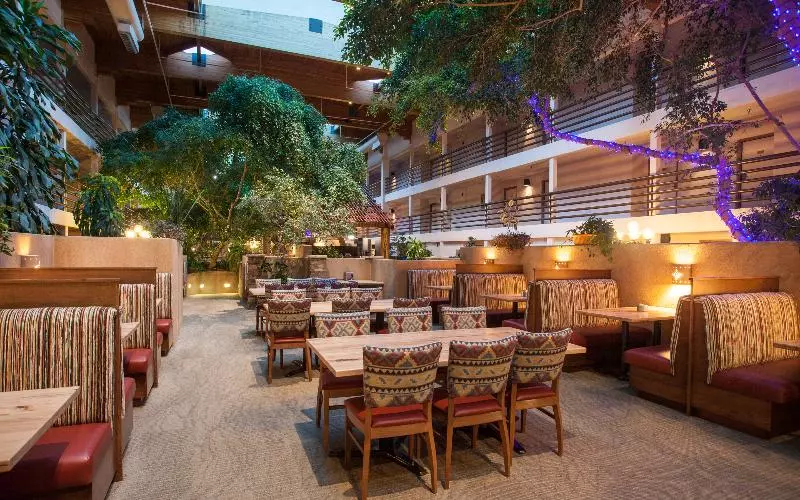 Отель Grand Canyon Plaza