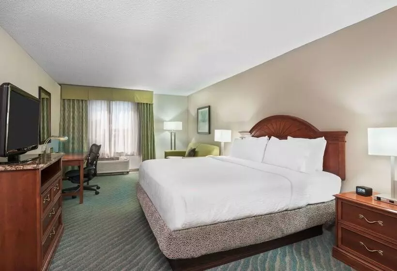 هتل Hilton Garden Inn Orlando International Drive North