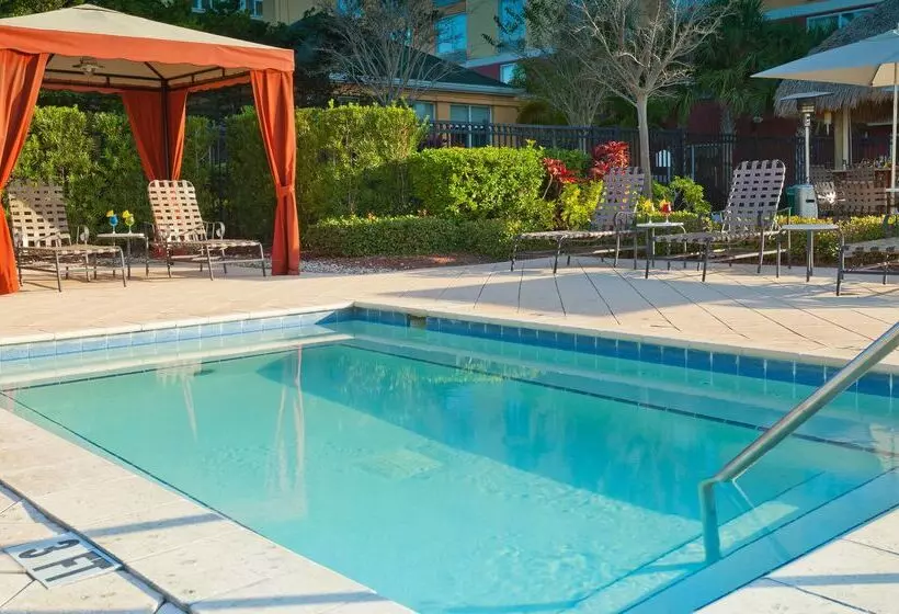 هتل Hilton Garden Inn Orlando International Drive North