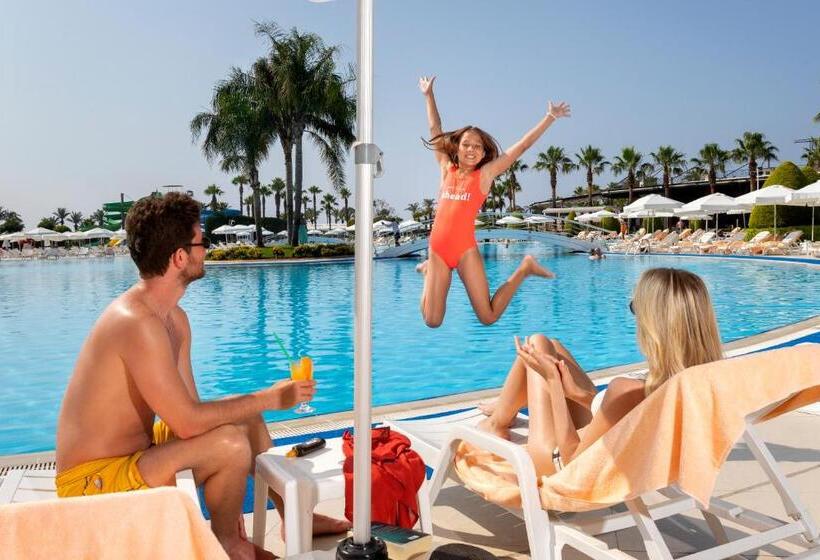 هتل Miracle Resort