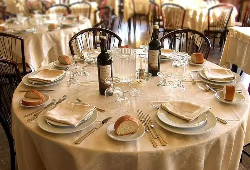 Otel Santa Lucia Le Sabbie D'oro