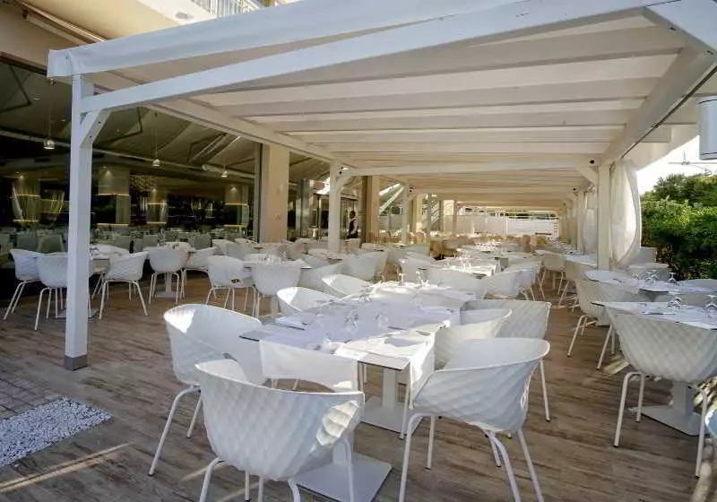 Otel Santa Lucia Le Sabbie D'oro