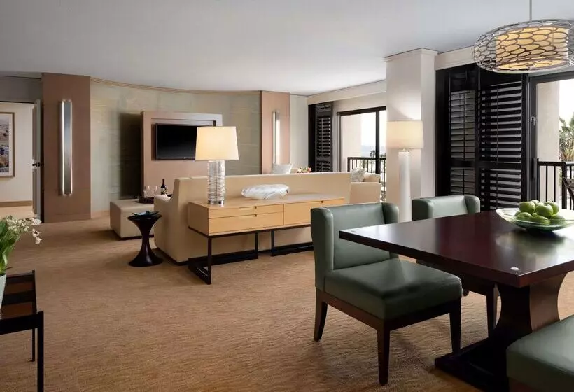 בית מלון כפרי Sonesta Redondo Beach And Marina