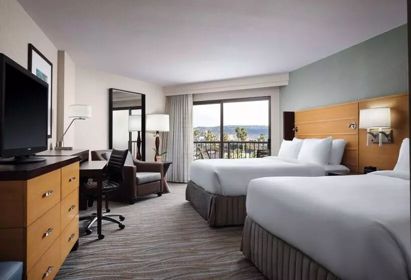 בית מלון כפרי Sonesta Redondo Beach And Marina