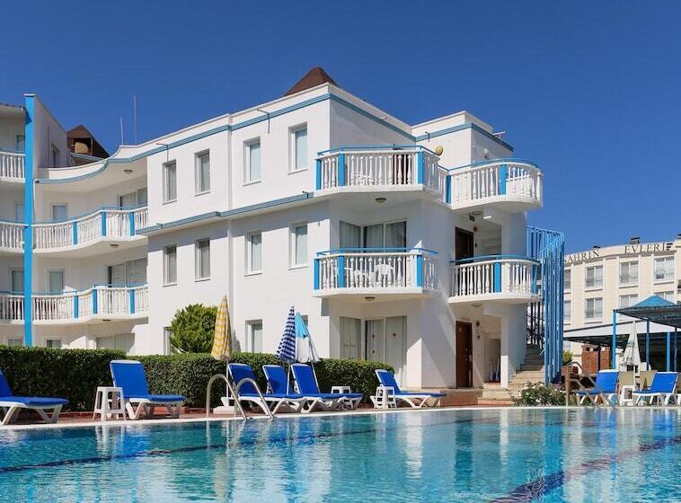 هتل Sunset Village