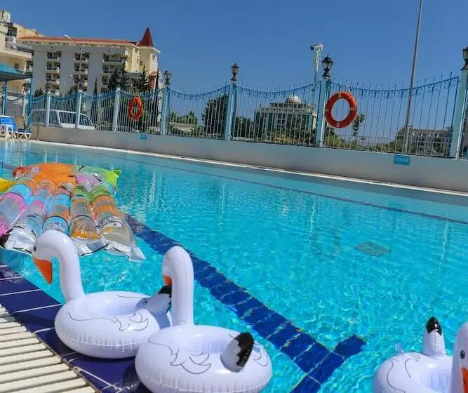 ホテル Sunset Village