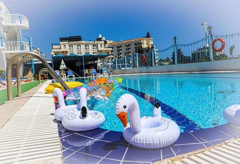 هتل Sunset Village