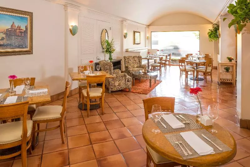 هتل The Biltmore Los Angeles