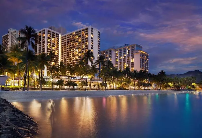 هتل Waikiki Beach Marriott Resort & Spa