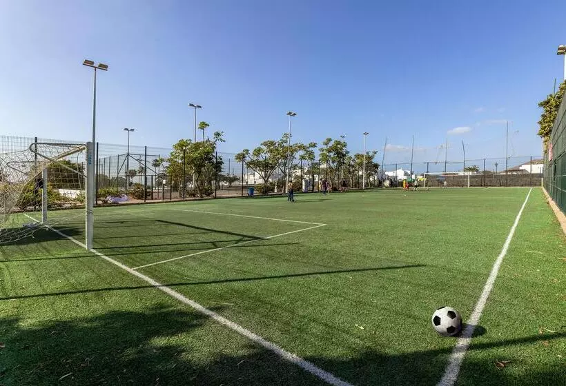 Resort Thb Tropical Island