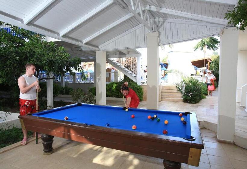 Summer Garden Suites Beach