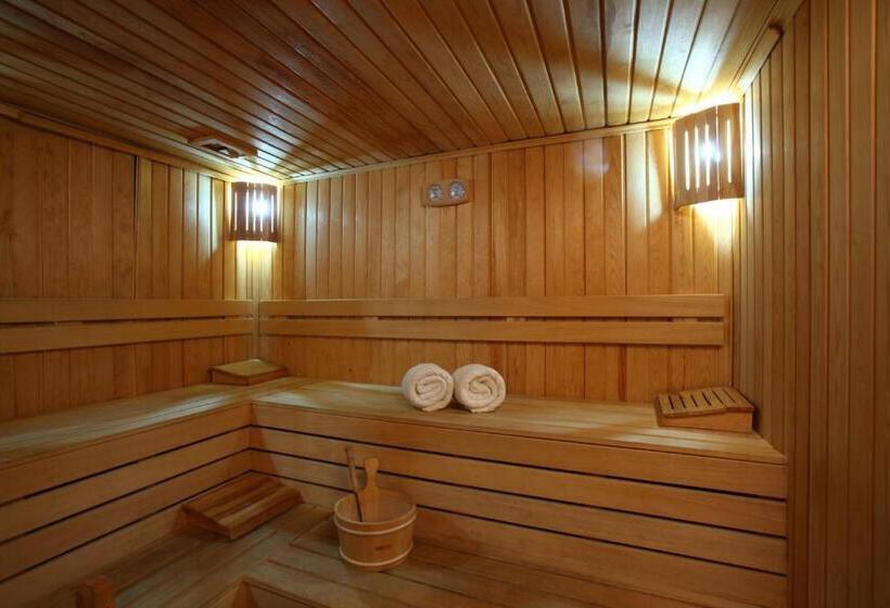 Summer Garden Suites Beach