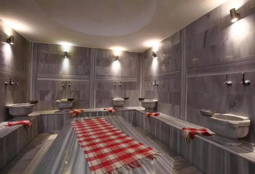 Summer Garden Suites Beach