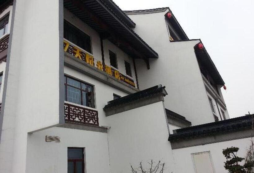 בית מלון כפרי 7 Days Inn Suzhou Luzhi Ancient Town Scenic Spot
