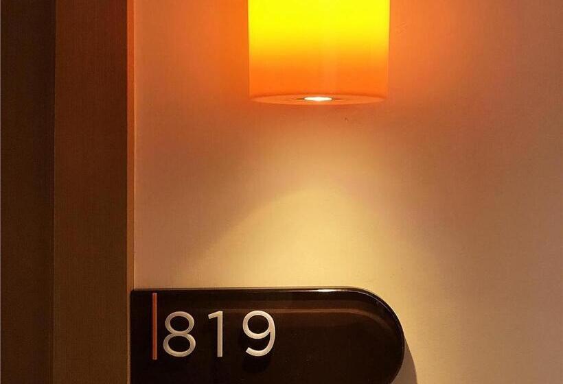 Hotel 7days Premium Chengdu East Railway Station Subway Station Branch