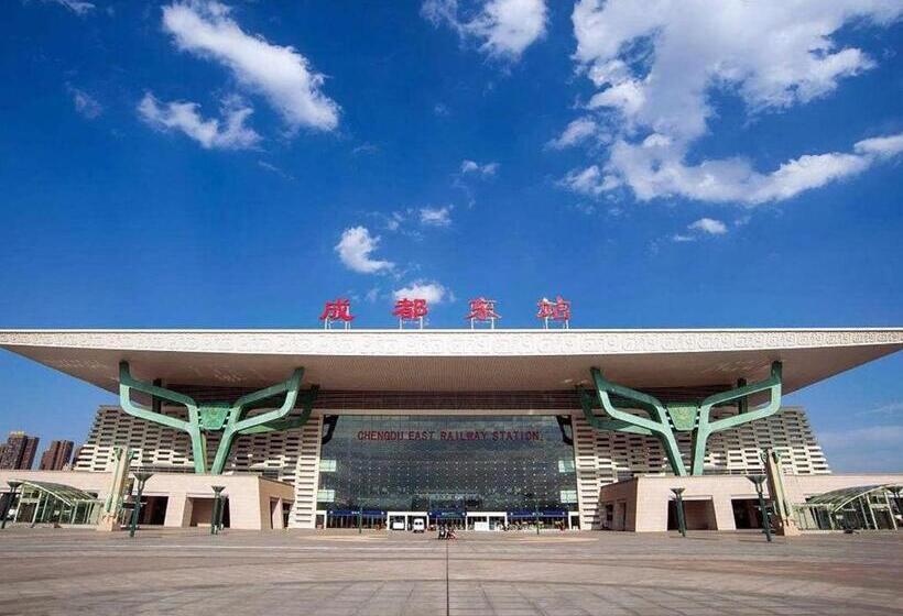 Hotel 7days Premium Chengdu East Railway Station Subway Station Branch