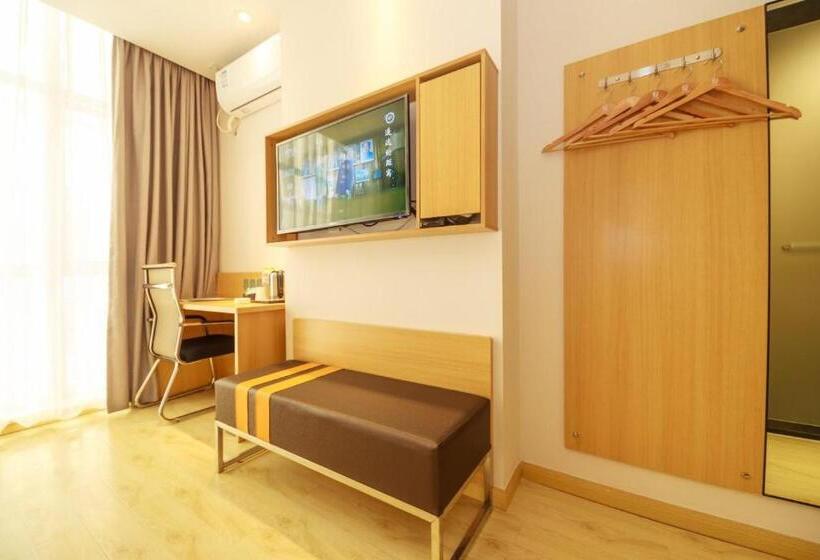 Hotel 7days Premium Chengdu East Railway Station Subway Station Branch