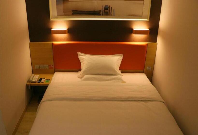 Hotel 7days Premium Chengdu East Railway Station Subway Station Branch