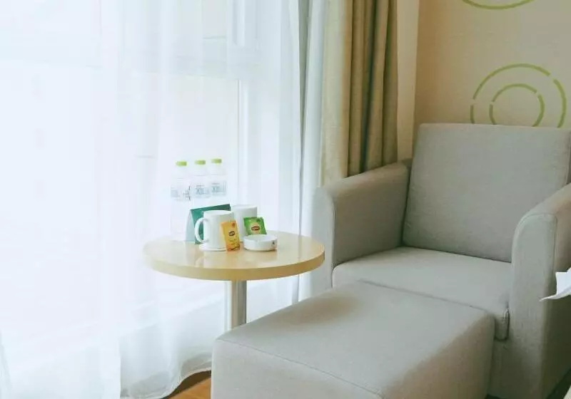 Hotelli Greentree Inn Jining Jinyu Road Red Star Macalline Express