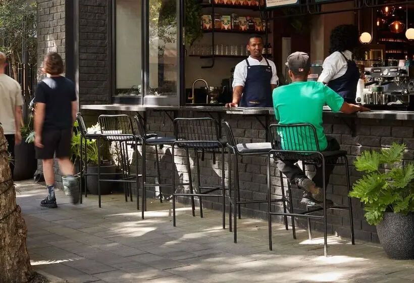 ホテル Hyde Johannesburg Rosebank