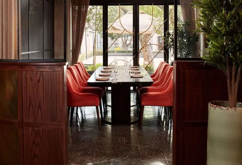ホテル Hyde Johannesburg Rosebank