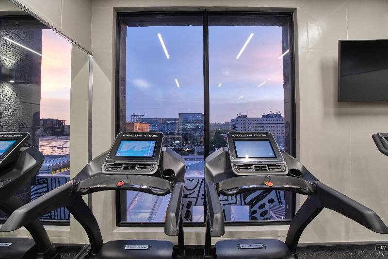 Отель Hyde Johannesburg Rosebank