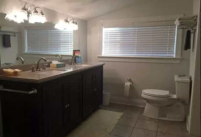 Aamiaismajoitus (B&B) Crystal Run Suites Of Springboro