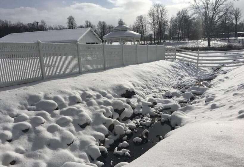 צימר Crystal Run Suites Of Springboro