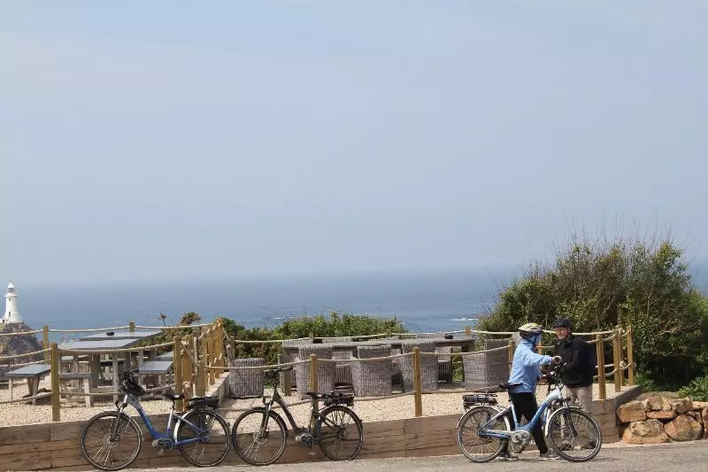 ホテル Corbière Phare Apartments